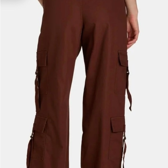 Brand new wide leg cargo pants - Picture 3 of 9
